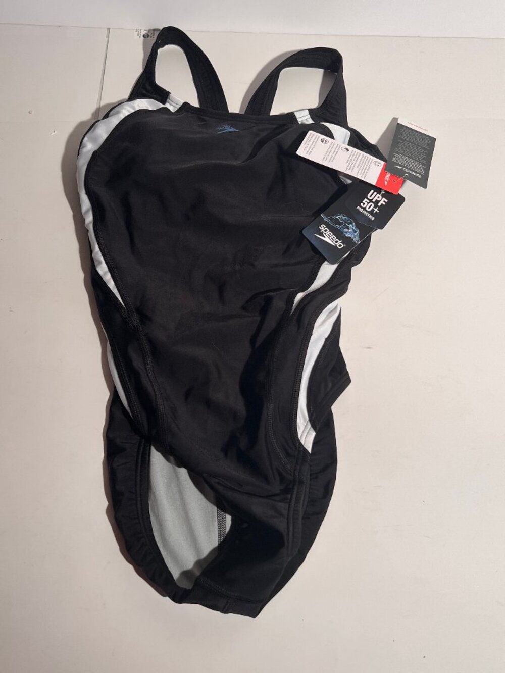 NWT Speedo One-Piece Swimsuit UPF 50+ HydroBra Racing Cut Size 6